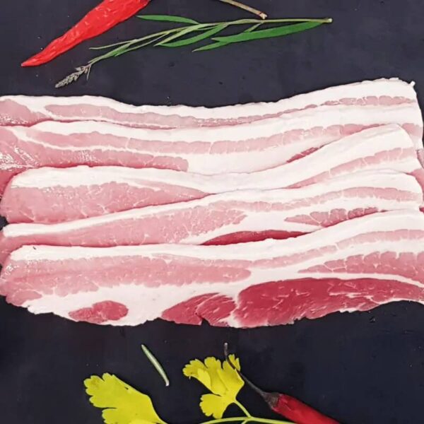Mrs Owtons Unsmoked Dry Cured Streaky Bacon (400g)